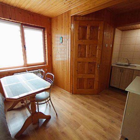 Cottage house ยาเรมชา ภายนอก รูปภาพ